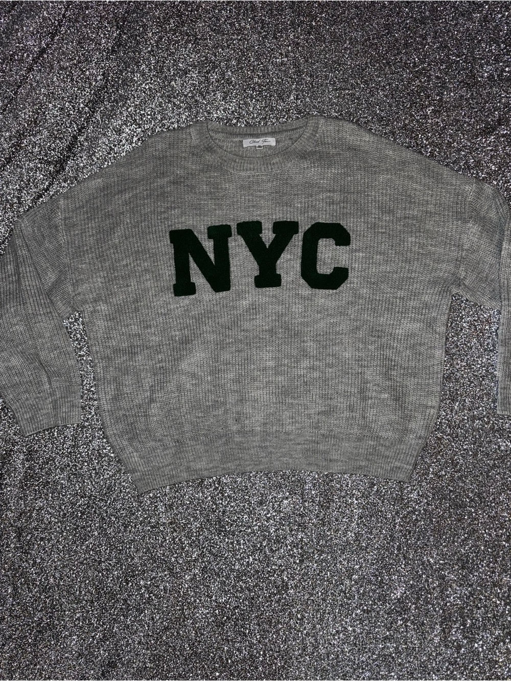 Gray Crewneck Sweater with Green NYC Appliqué - Unbranded